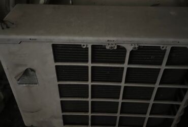 Scrap split AC condenser unit